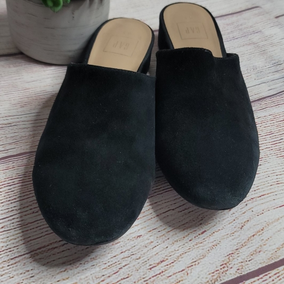 GAP black slip on mules sz 9.5 - Picture 2 of 9